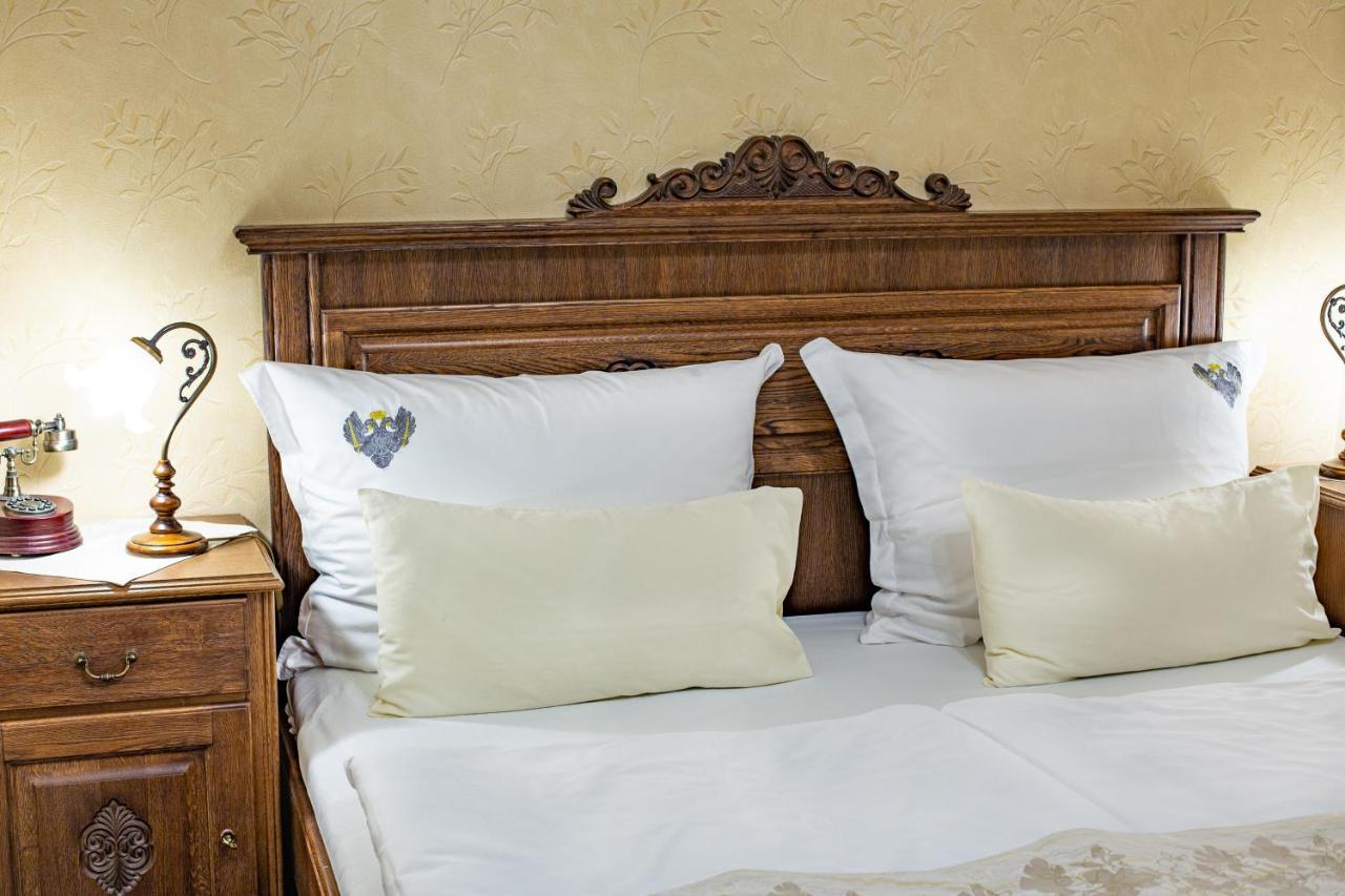 Otel U Cerneho Orla