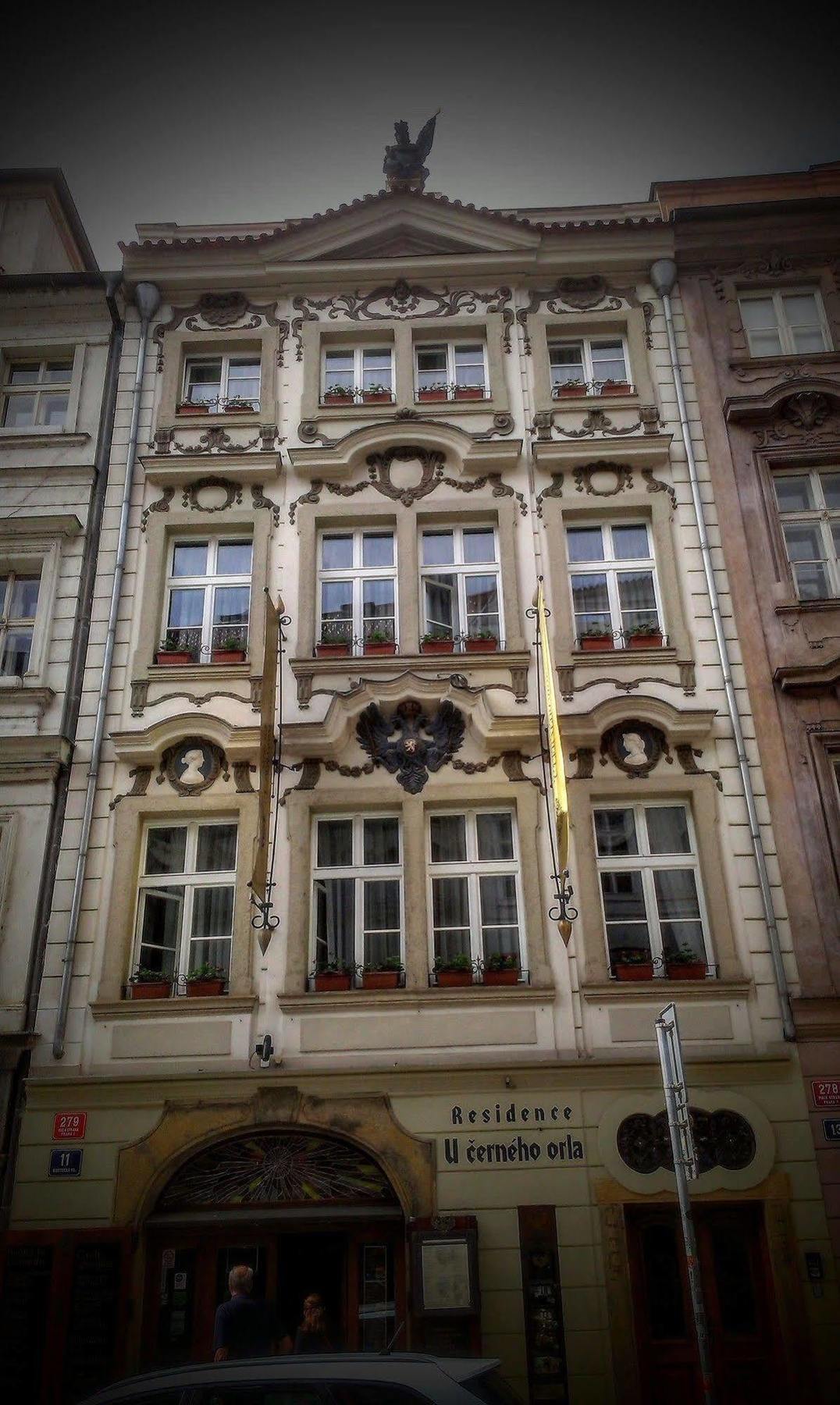U Cerneho Orla Otel