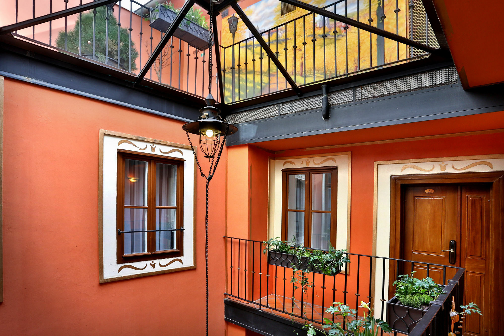 Otel U Cerneho Orla
